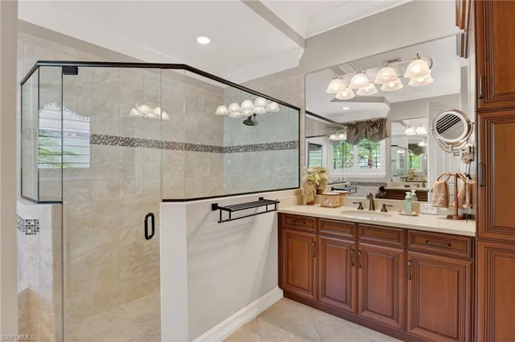 7352 Lantana Way, Naples, Florida 34119