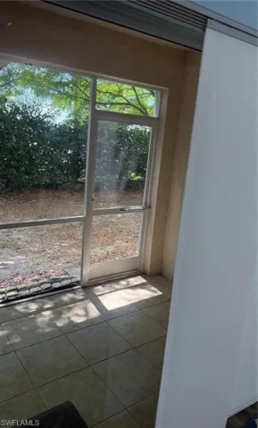 8285  Pacific Beach  DR, Fort Myers, FL 33966
