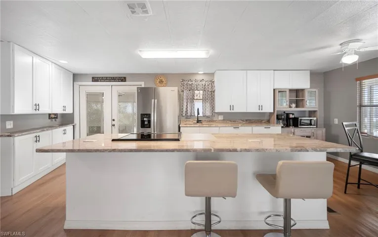 138  Lexington  AVE, Fort Myers, FL 33908