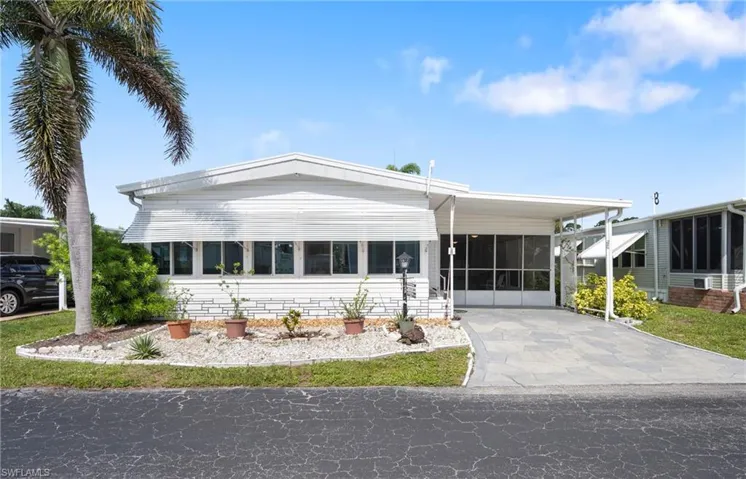 138  Lexington  AVE, Fort Myers, FL 33908