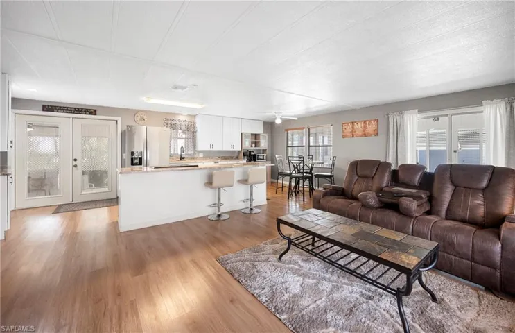 138  Lexington  AVE, Fort Myers, FL 33908