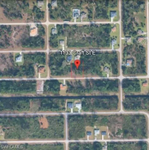 Aerial map of property and surrounding area