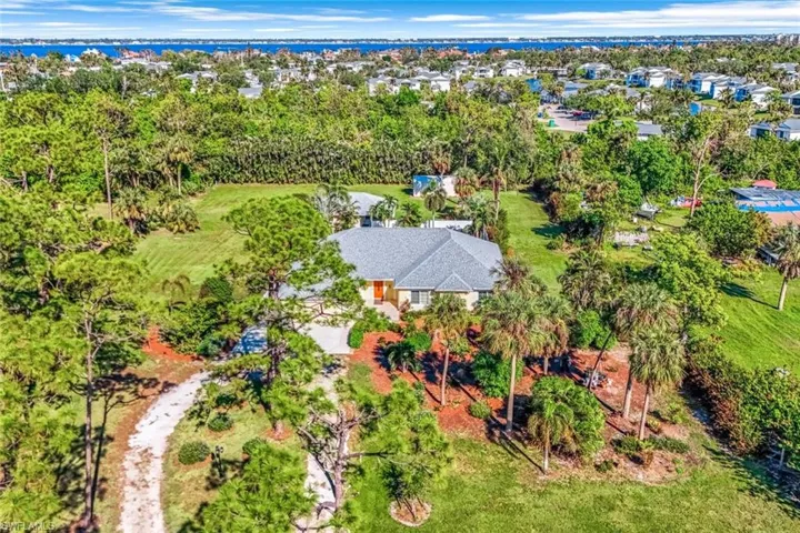 12710  Summerwood  DR, Fort Myers, FL 33908