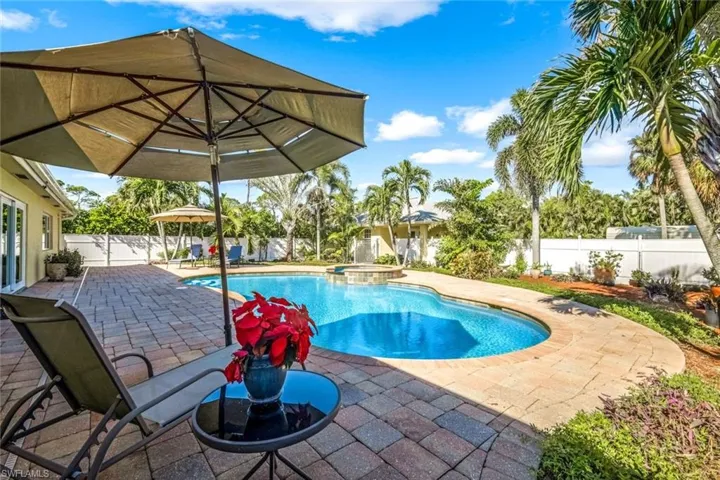 12710  Summerwood  DR, Fort Myers, FL 33908