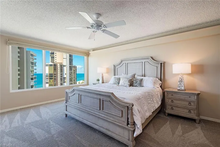 4251 Gulf Shore BLVD N # 18D, NAPLES FL 34103
