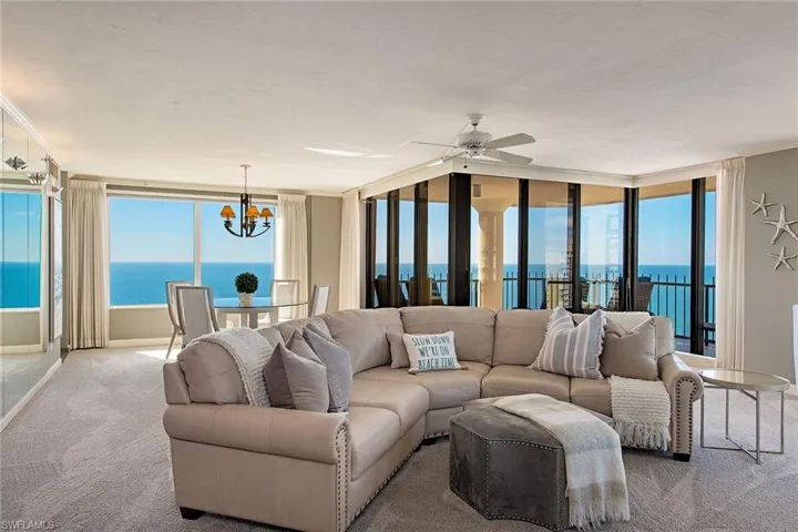 4251 Gulf Shore BLVD N # 18D, NAPLES FL 34103
