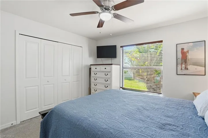 Guest bedroom #1