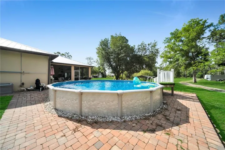 3241 Tropicaire Blvd, North Port, Florida 34286