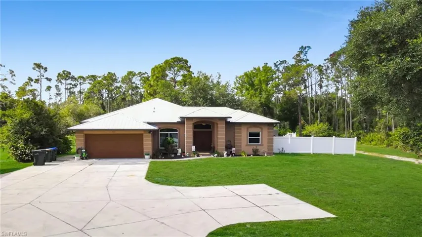 3241 Tropicaire Blvd, North Port, Florida 34286