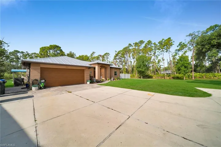 3241 Tropicaire Blvd, North Port, Florida 34286