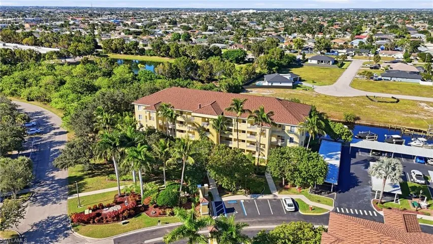 1781 Four Mile Cove Pkwy # 123, Cape Coral, Florida 33990