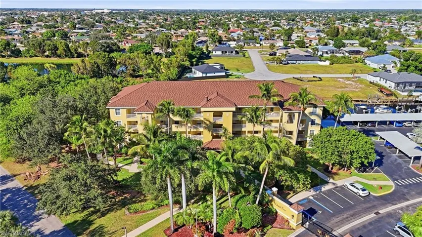 1781 Four Mile Cove Pkwy # 123, Cape Coral, Florida 33990