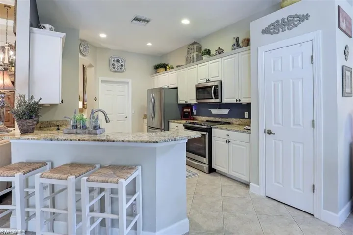 16156 Parque Ln, Naples, Florida 34110