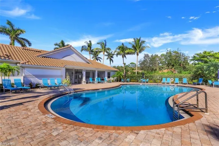 16156 Parque Ln, Naples, Florida 34110