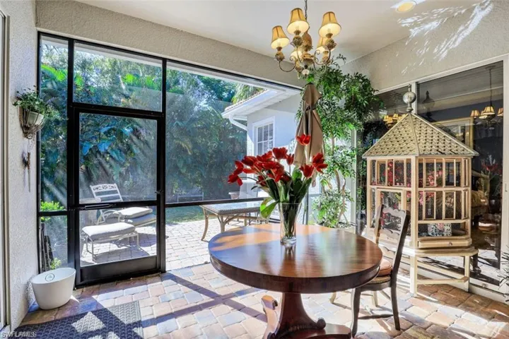 16156 Parque Ln, Naples, Florida 34110