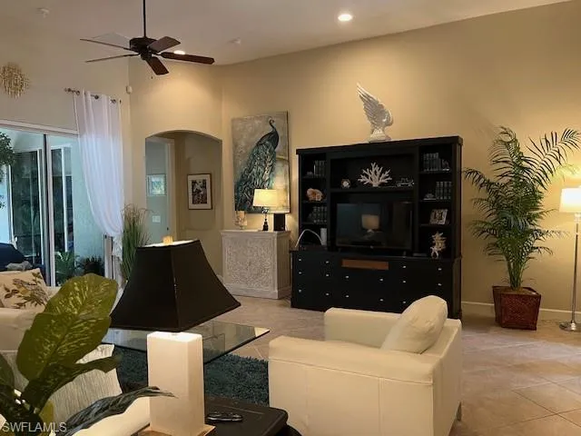 16156 Parque Ln, Naples, Florida 34110