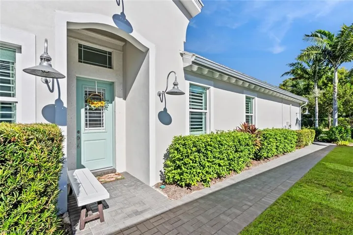 5662 Elbow Ave, Naples, Florida 34113