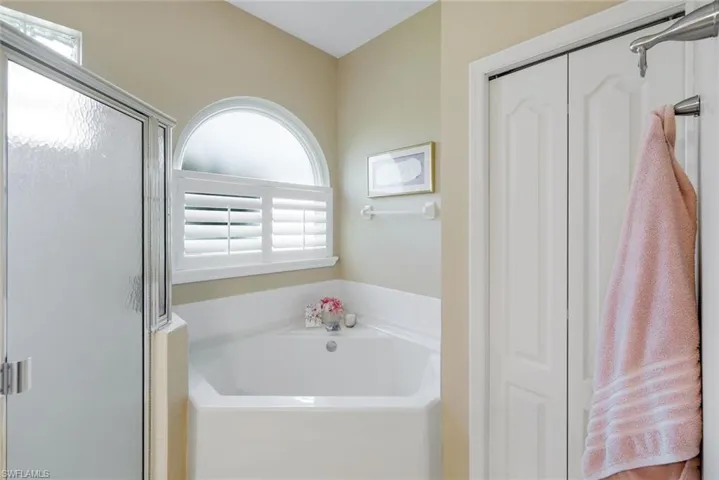26496 Clarkston Dr, Bonita Springs, Florida 34135