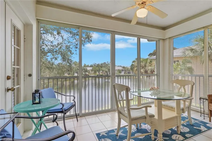 680 Wiggins Lake Dr 202, Naples, Florida 34110