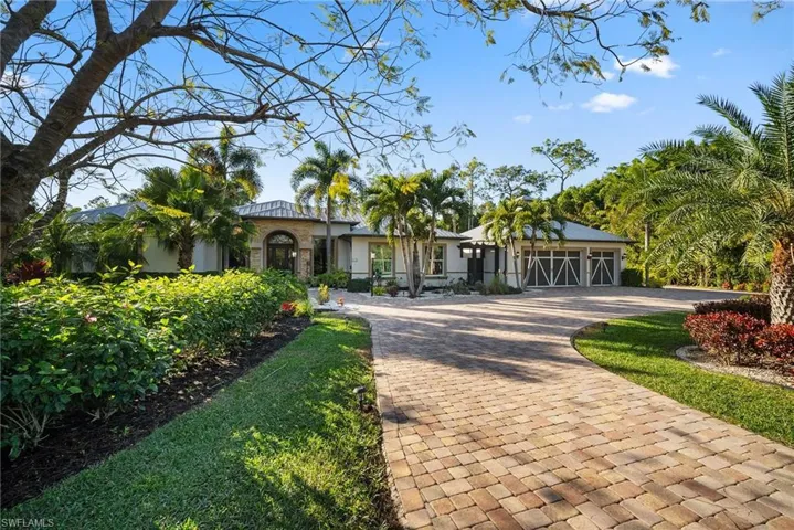 1805 Heritage Trl, Naples, Florida 34112