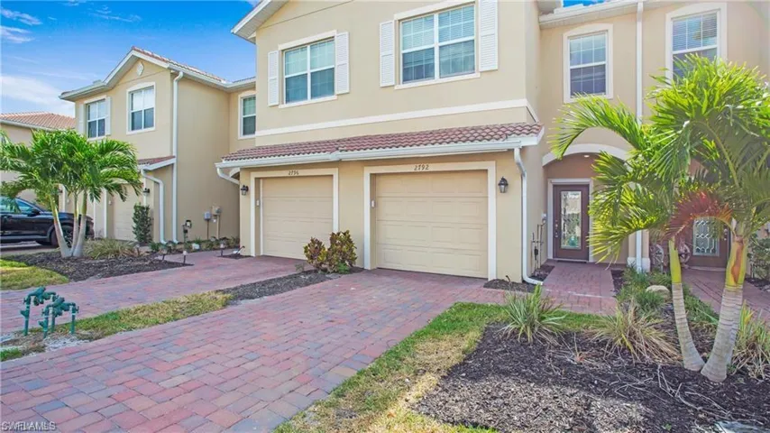 2792 Blossom Way, Naples, Florida 34120