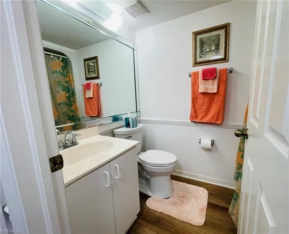 153 Gabriel Cir 3003, Naples, Florida 34104