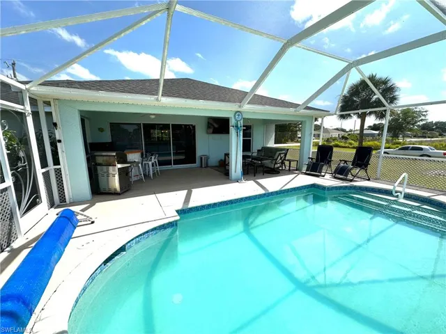 2909  1st W ST, Lehigh Acres, FL 33971