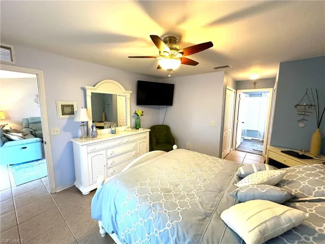 2909  1st W ST, Lehigh Acres, FL 33971