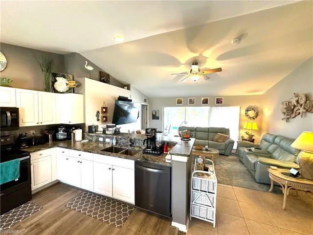 2909  1st W ST, Lehigh Acres, FL 33971