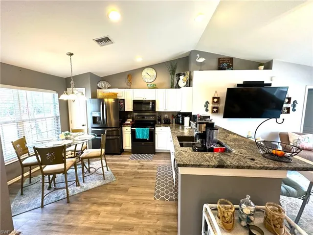 2909  1st W ST, Lehigh Acres, FL 33971