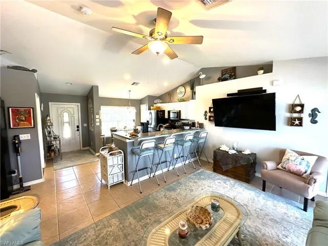 2909  1st W ST, Lehigh Acres, FL 33971