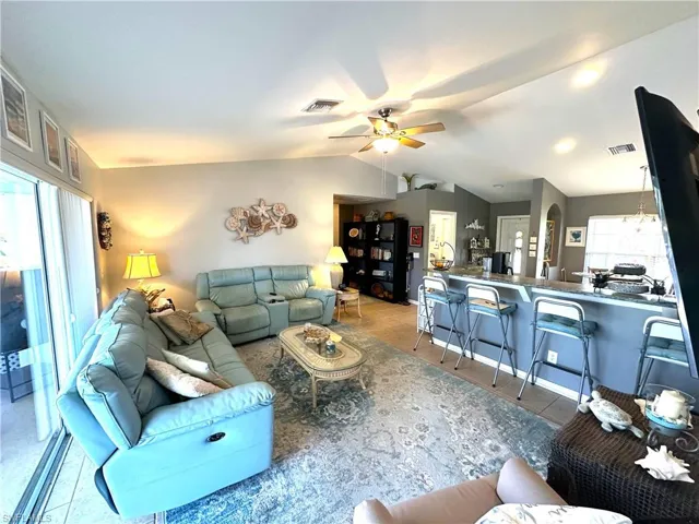 2909  1st W ST, Lehigh Acres, FL 33971