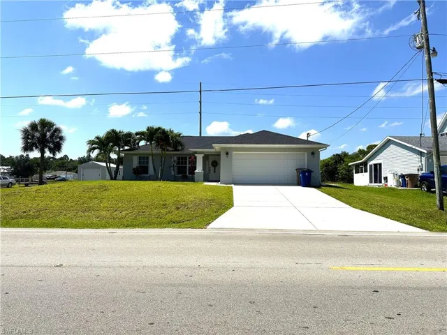 2909  1st W ST, Lehigh Acres, FL 33971