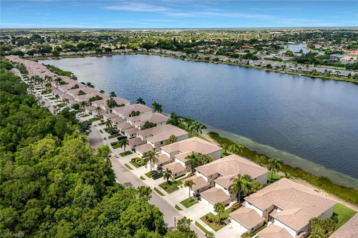 3420 Crown Pointe Blvd 202, Naples, Florida 34112