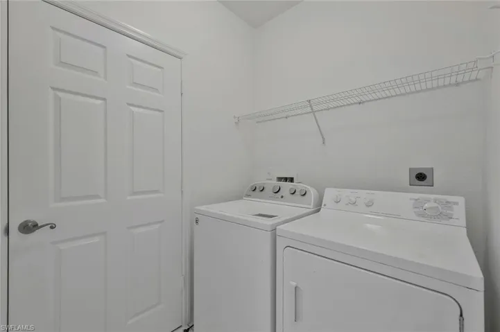 3420 Crown Pointe Blvd 202, Naples, Florida 34112