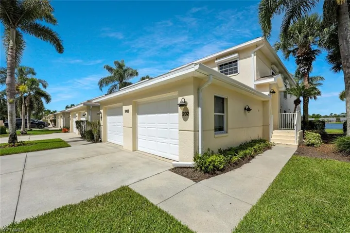 3420 Crown Pointe Blvd 202, Naples, Florida 34112