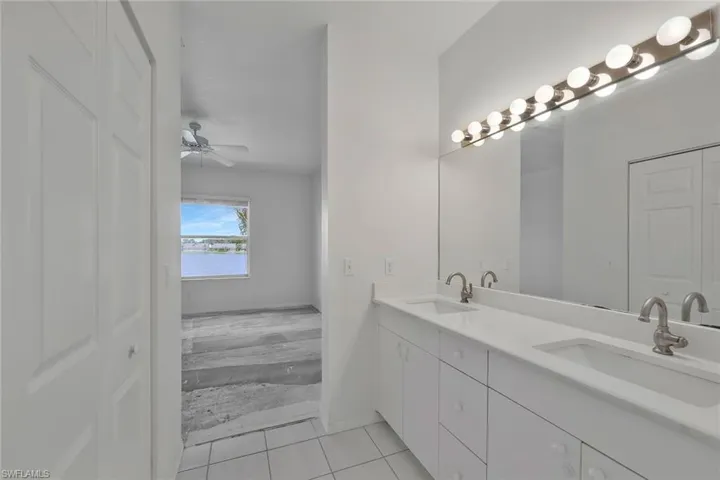 3420 Crown Pointe Blvd 202, Naples, Florida 34112