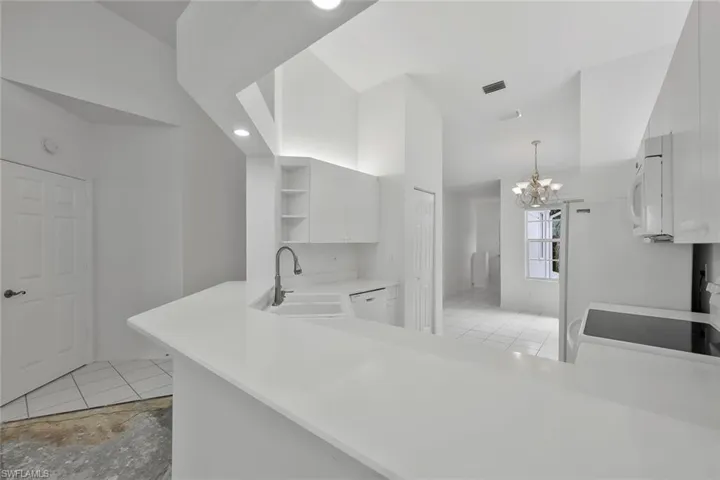 3420 Crown Pointe Blvd 202, Naples, Florida 34112