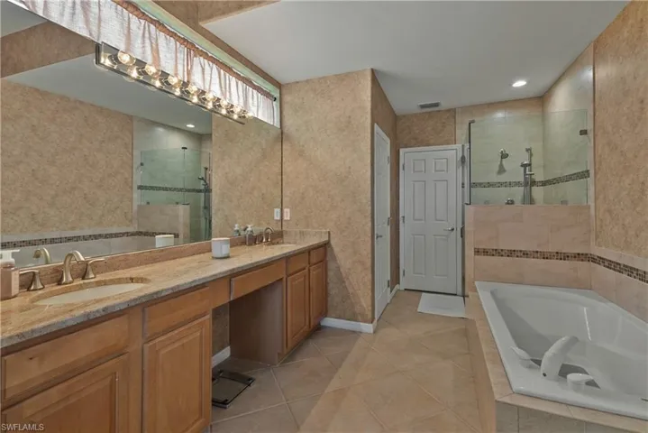 9133 SHADOW GLEN WAY, FORT MYERS FL 33913
