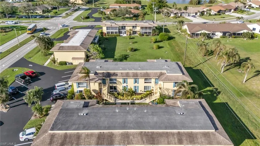 Birds eye view of property