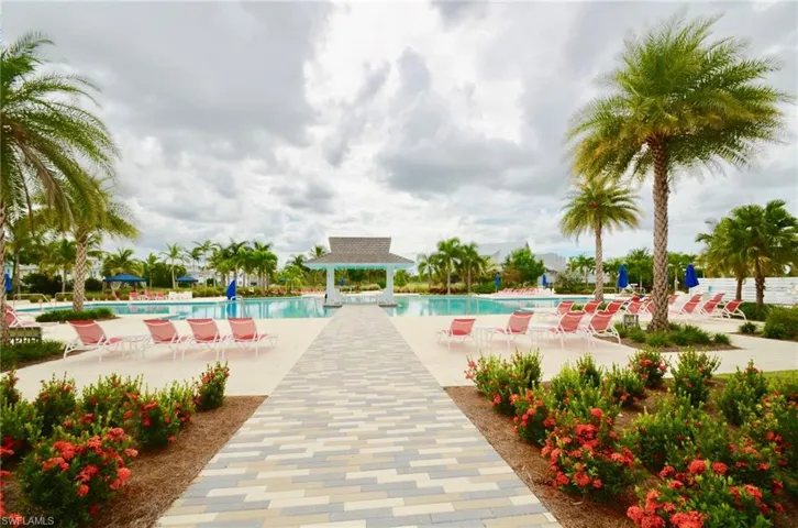 Resort Style Pool Clubhouse