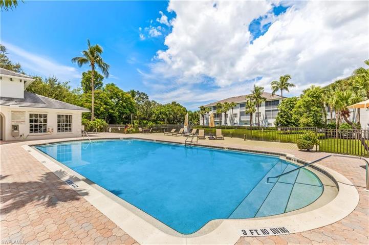 Breakwater at Pelican Bay Community Pool