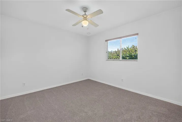 1702 Sw 1st Ave, Cape Coral, Florida 33991