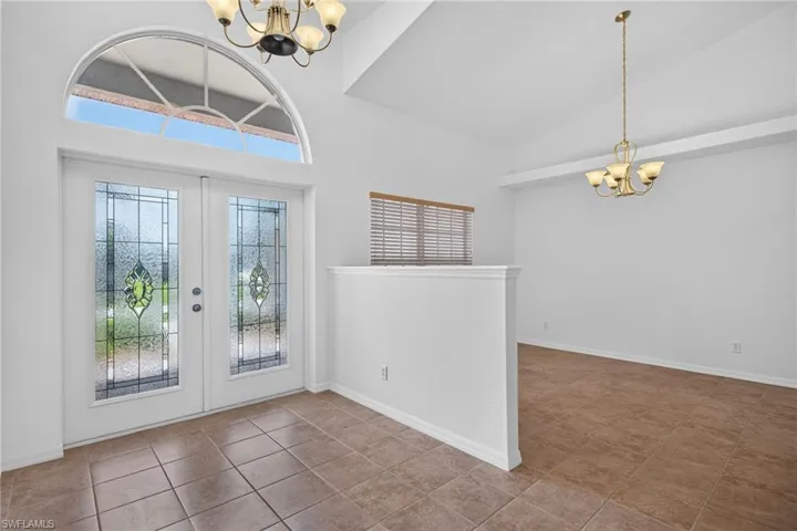 1702 Sw 1st Ave, Cape Coral, Florida 33991
