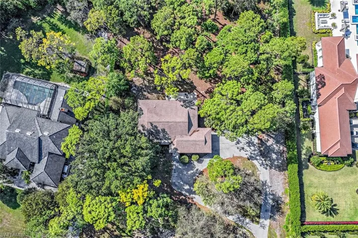 131  Cajeput  DR, Naples, FL 34108