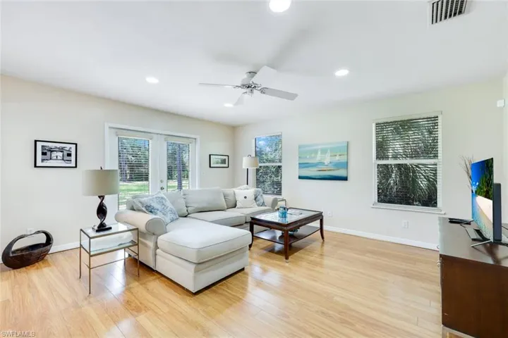131  Cajeput  DR, Naples, FL 34108