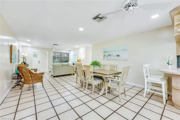 131  Cajeput  DR, Naples, FL 34108