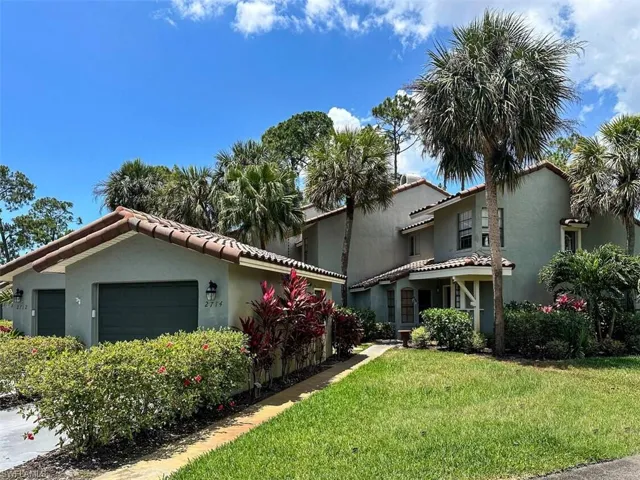 2708 Santa Cruz Blvd B3, Naples, Florida 34112