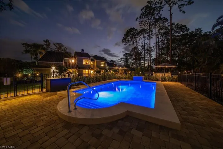 2708 Santa Cruz Blvd B3, Naples, Florida 34112