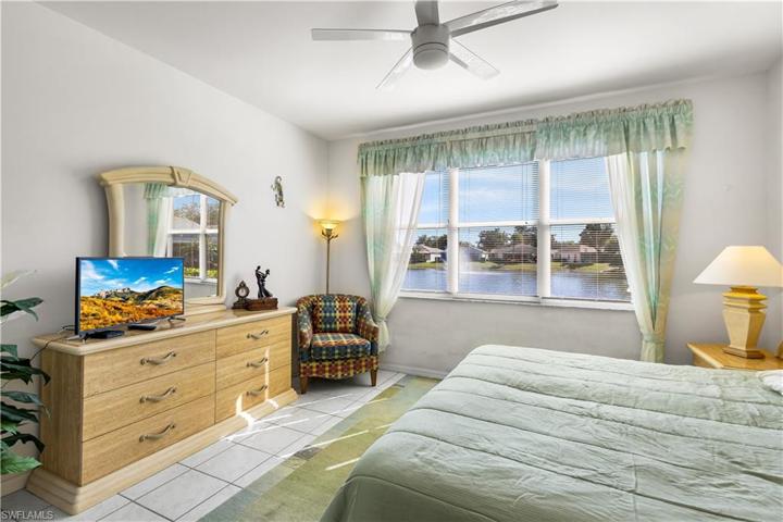 Master bedroom with LAKE VIEW